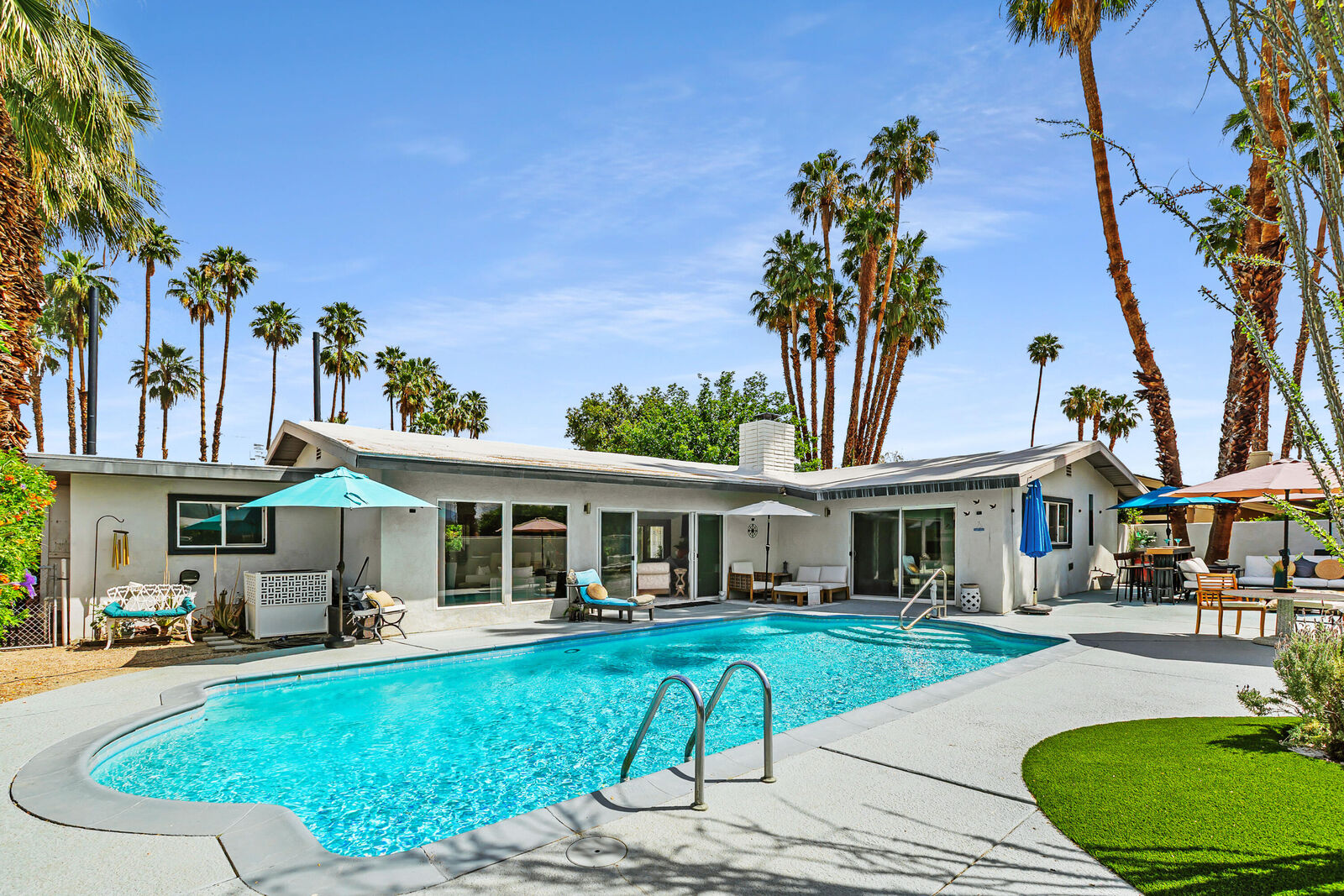 Property Photo:  71305 Kempton Avenue  CA 92270 