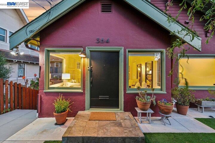 Property Photo: 364 Lester Ave CA 94606