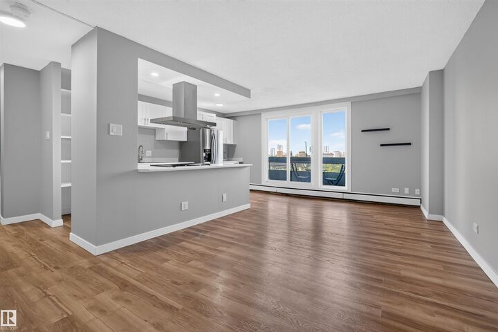 Property Photo:  10883 Saskatchewan Drive NW 207  AB T6E 4S6 