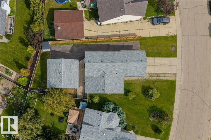 Property Photo: 536 Sunnydale Road AB T0G 1P0