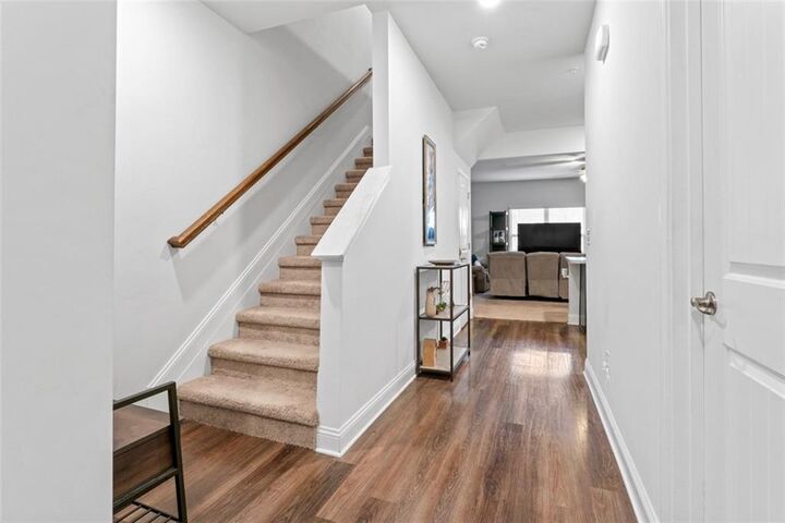 Property Photo:  5369 Creekview Way  GA 30260 