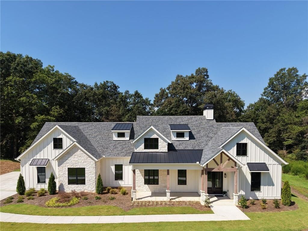 Property Photo:  255 Clear Creek Preserve Way  GA 30536 