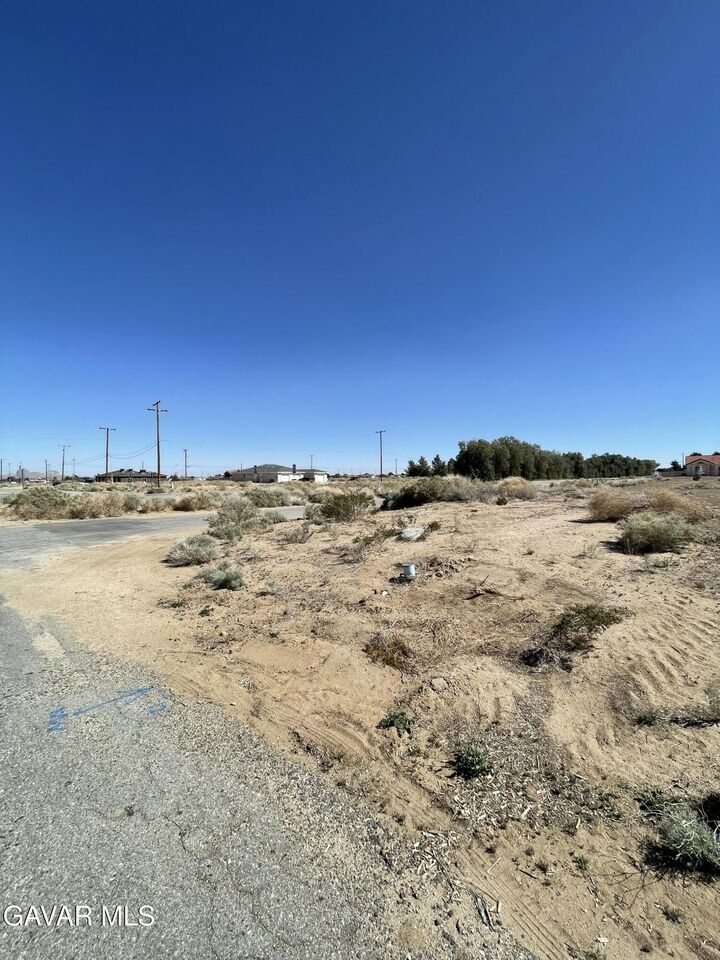 Property Photo: North Charlene Place CA 93505