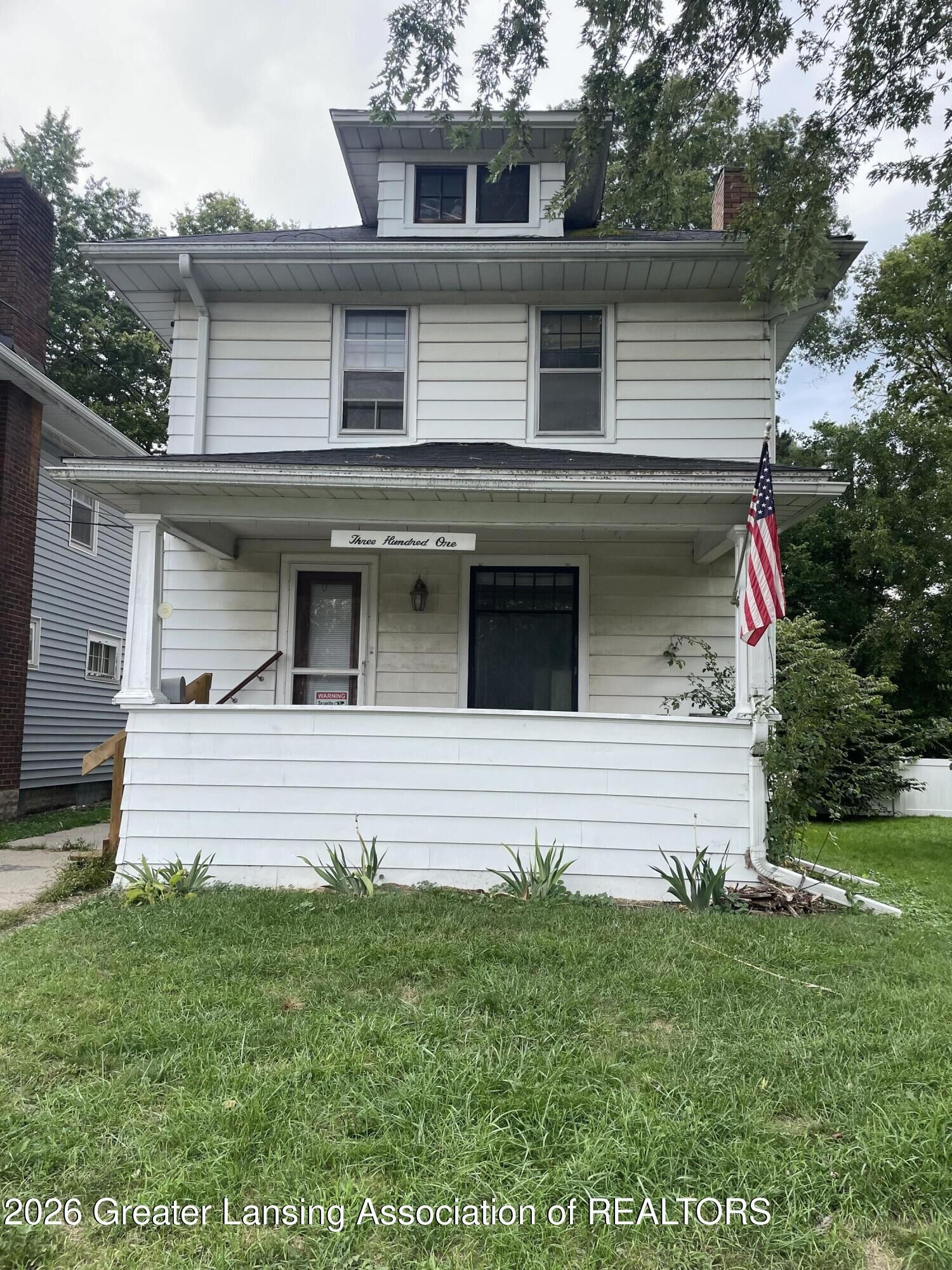 Property Photo:  301 N Clemens  MI 48912 