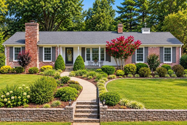 Property Photo: 3301 Springcrest Dr KY 40241