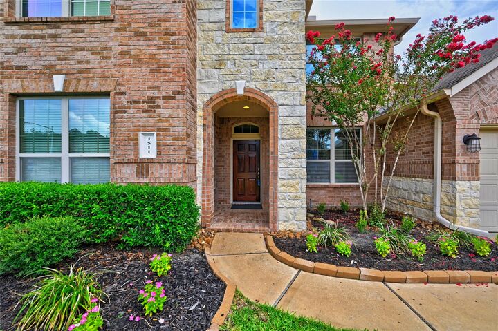 Property Photo:  1511 Jacobs Forest Drive  TX 77384 