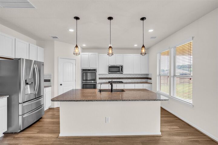 Property Photo:  20519 Pembridge Green Drive  TX 77365 