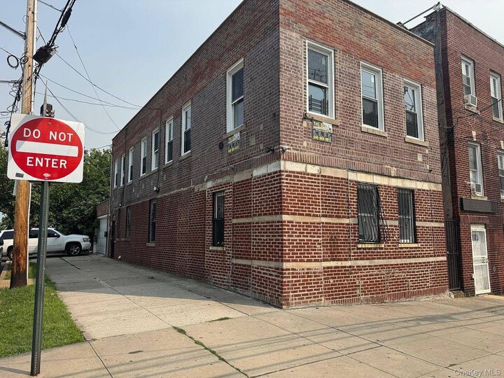Property Photo:  3628 Bronxwood Avenue  NY 10469 