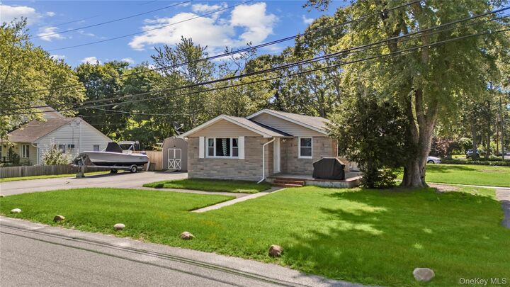 Property Photo:  277 McKinley Drive  NY 11951 