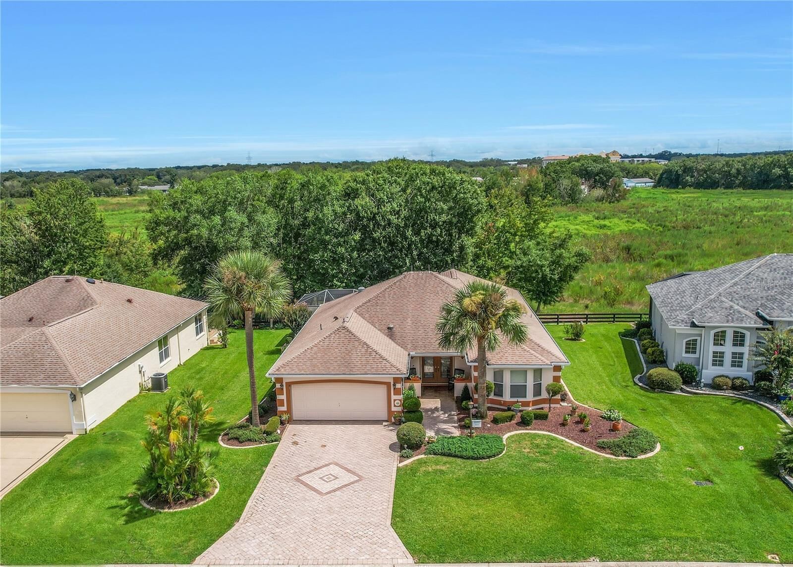 Property Photo:  1641 Carrera Drive  FL 32159 