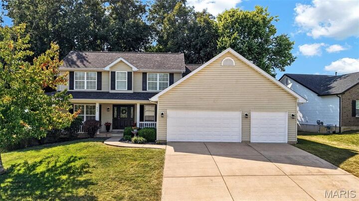 Property Photo:  903 Indian Rock Court  MO 63385 