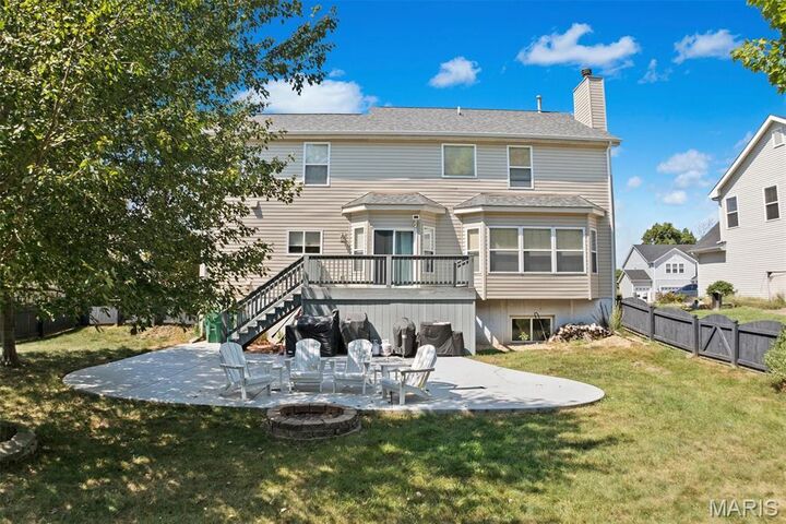 Property Photo:  513 Frost Court  IL 62269 