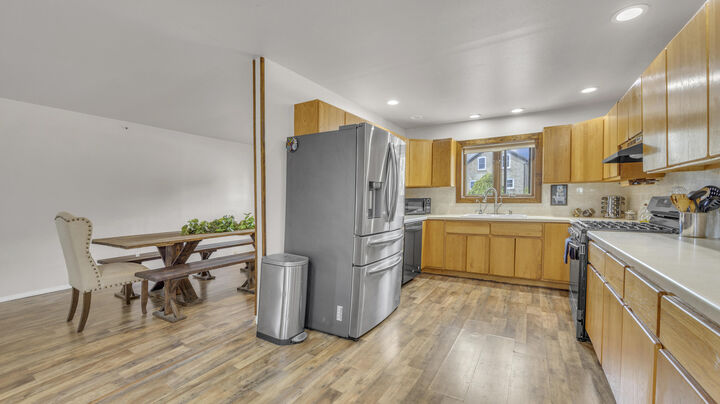 Property Photo: 8705 Northeim Ln WI 53063