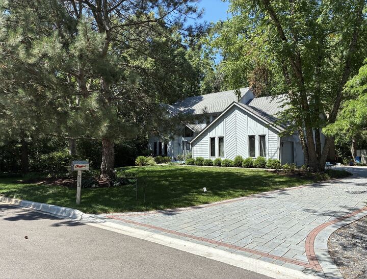 Property Photo:  313 Whitmore Lane  IL 60045 