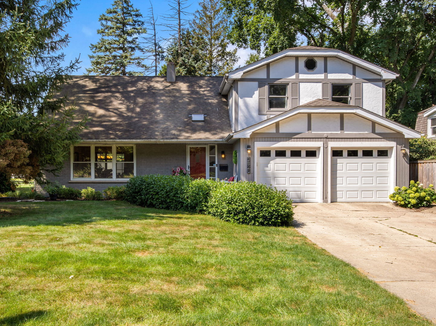Property Photo: