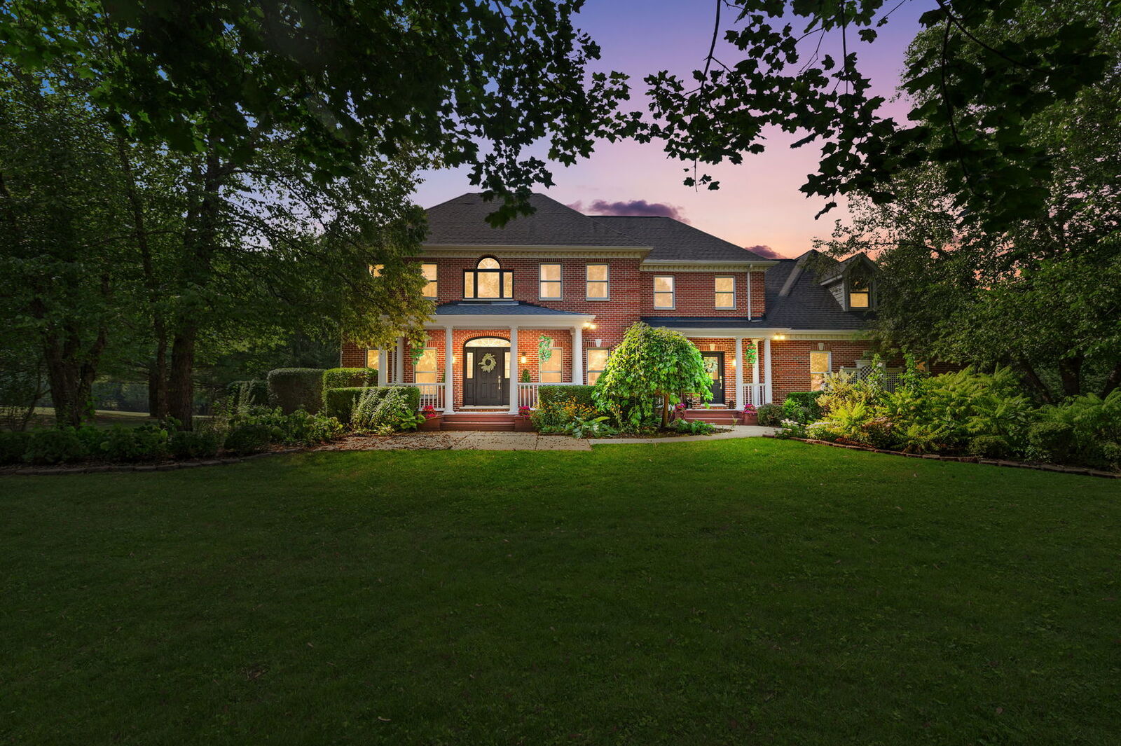 Property Photo:  6N004 Westwood Lane  IL 60175 
