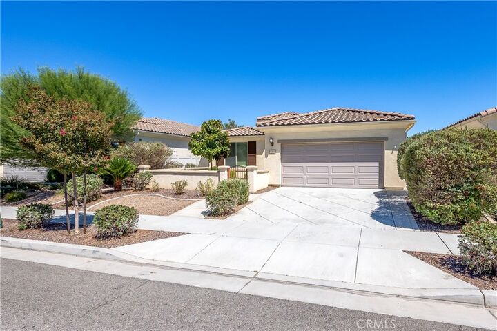 Property Photo: 1382 Via Rivas CA 92545