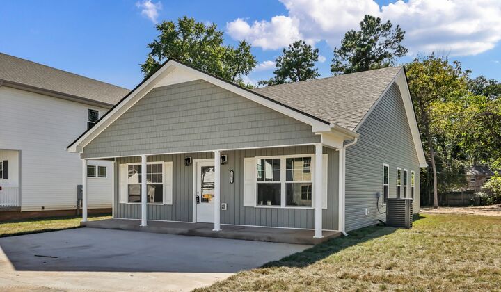 Property Photo:  2627 Scott Dr  TN 37042 