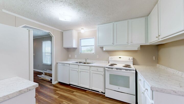 Property Photo:  165 Cartwright Rd  TN 37160 