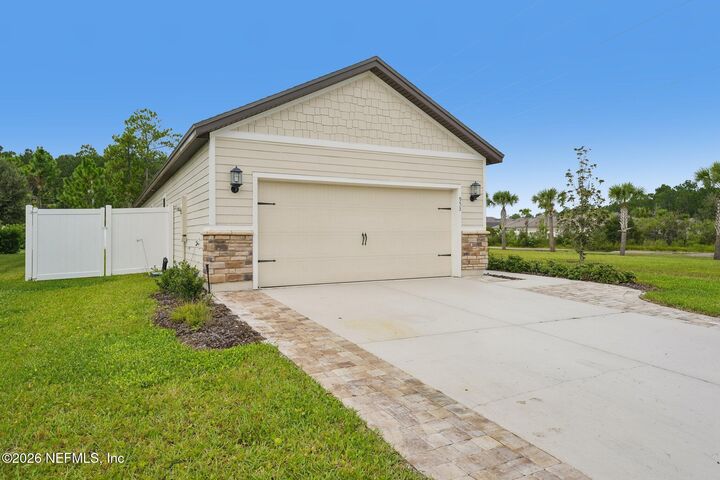 Property Photo:  953 Morgans Treasure Road  FL 32084 