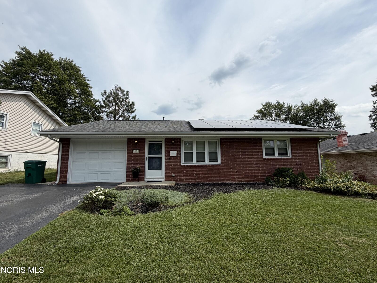 Property Photo: 2629 Greenacre Drive OH 45840
