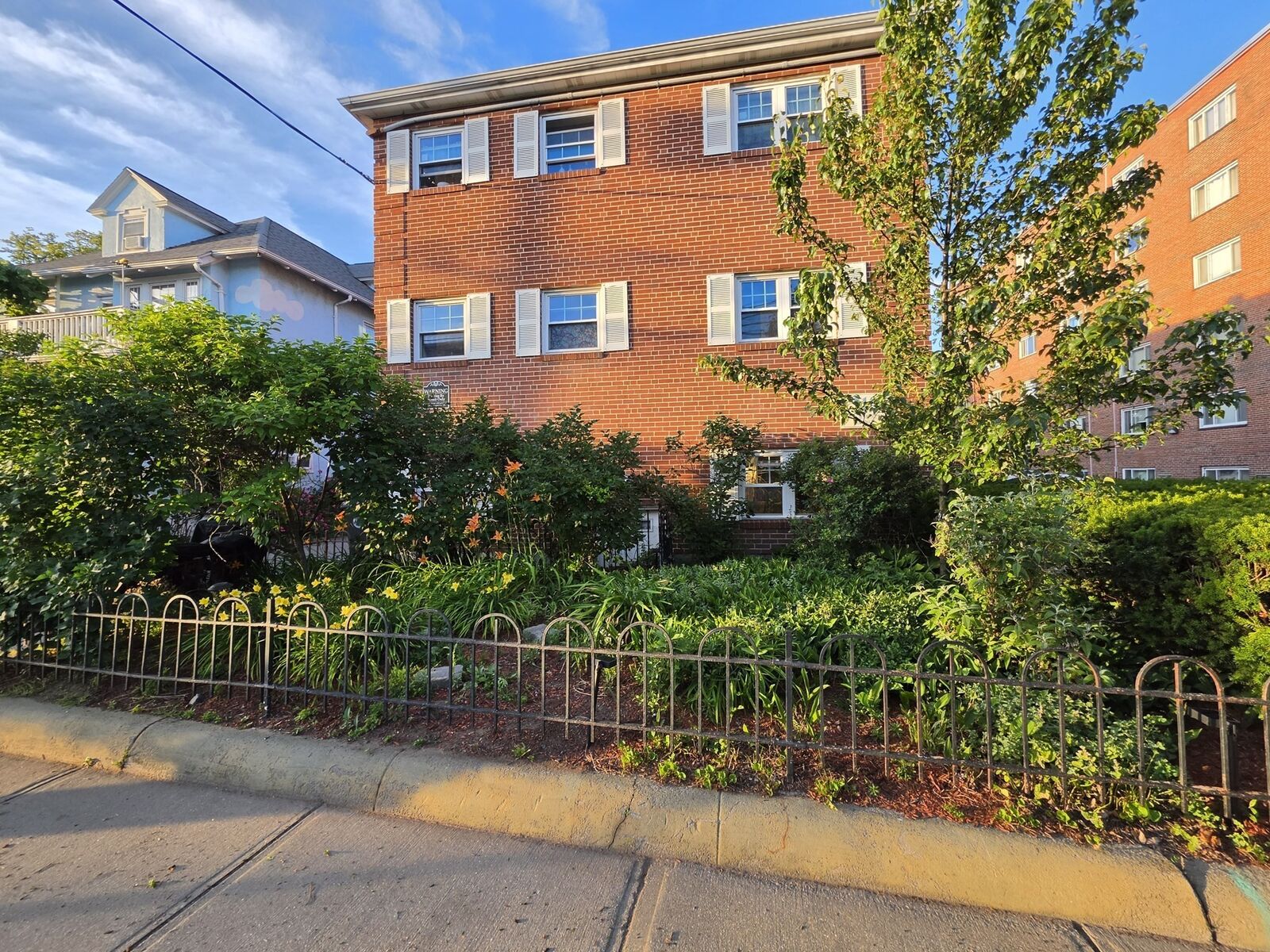 Property Photo:  219 Massachusetts 4  MA 02474 