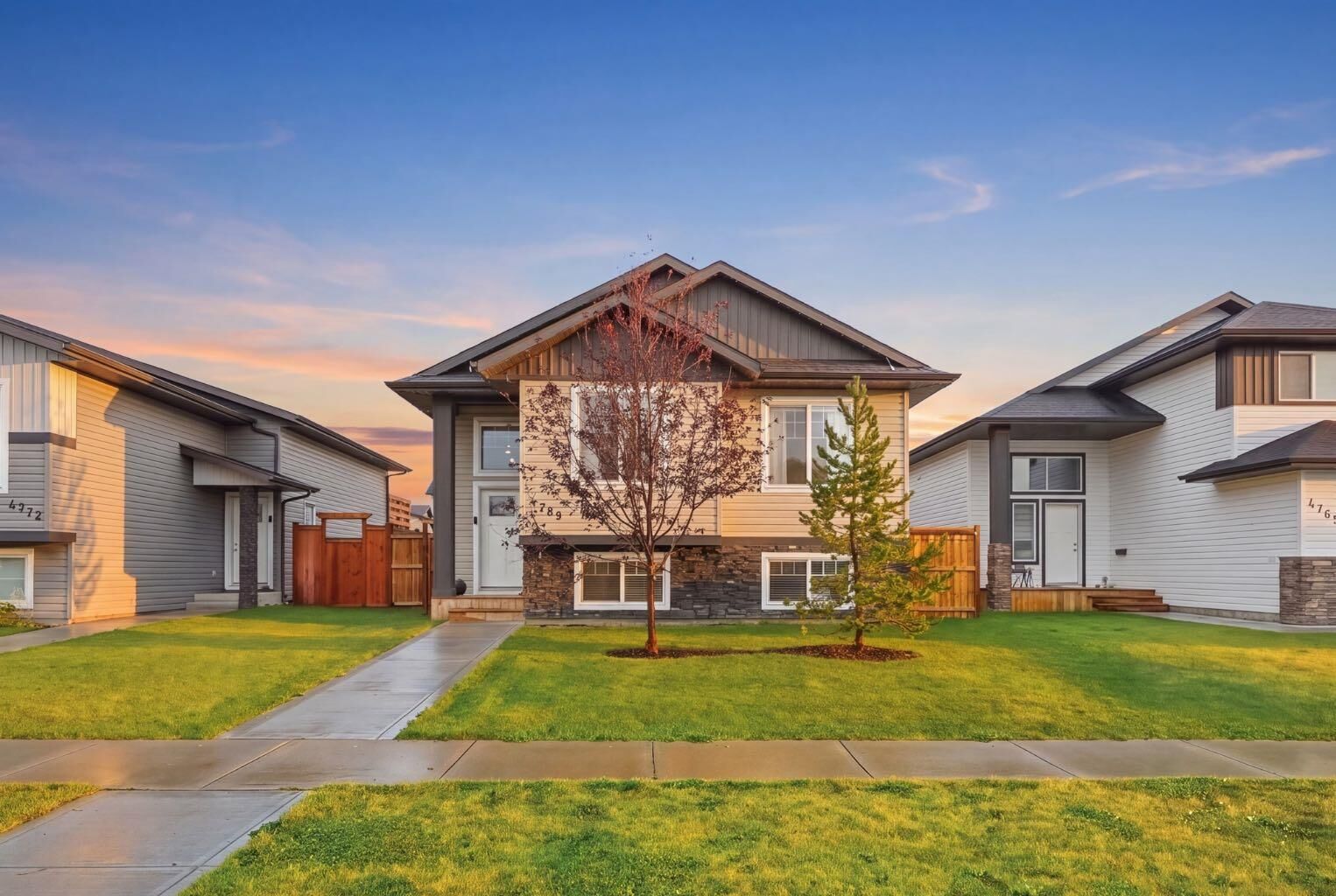 Property Photo:  4769 Aspen Lakes Boulevard  AB T4M 0M8 