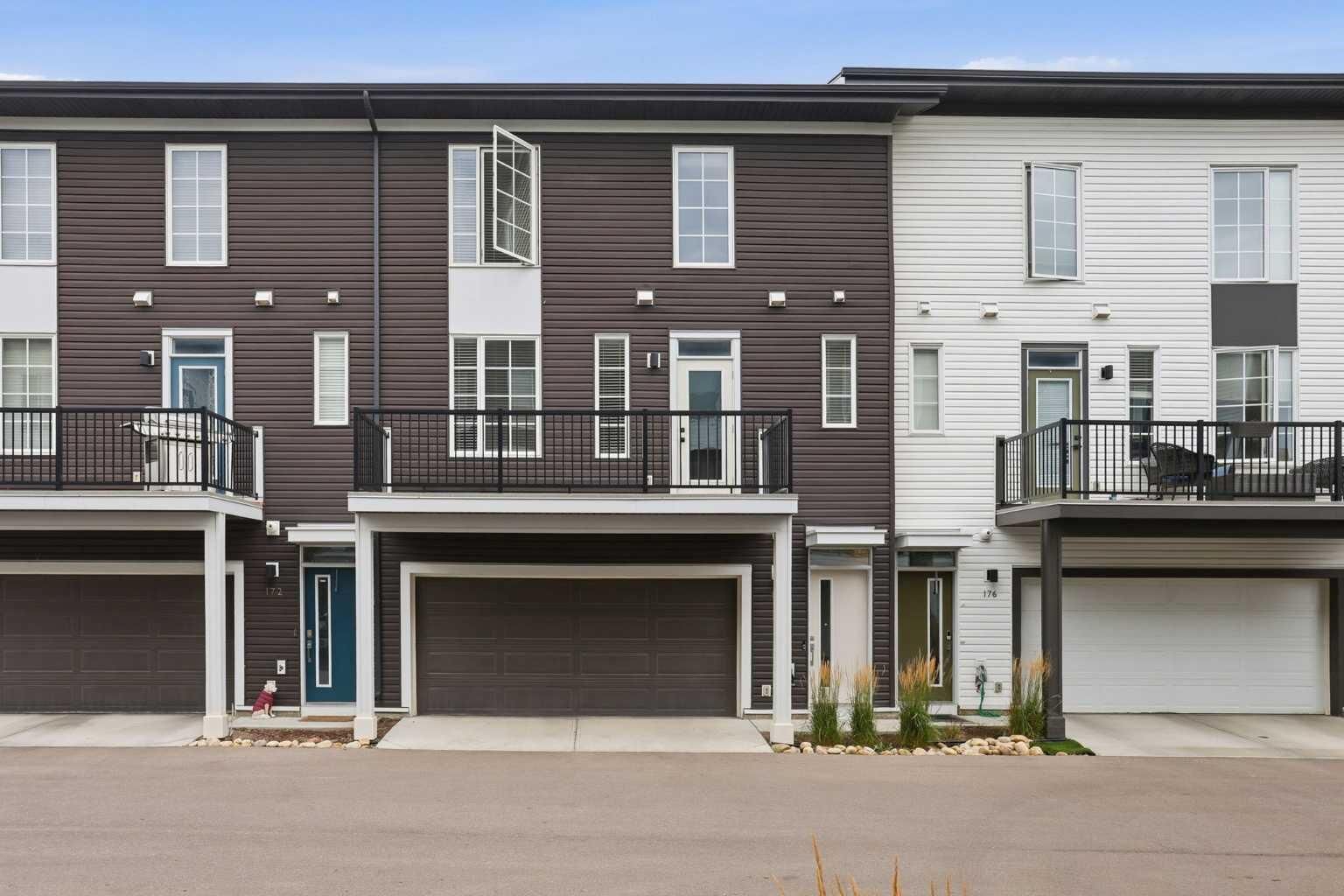 Property Photo:  174 Walgrove Common SE  AB T2X 4C2 