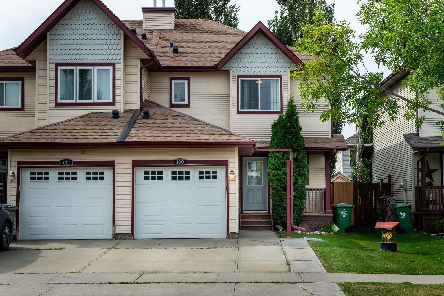 Property Photo:  169 Rue Magnan Street  AB T4X 0A6 