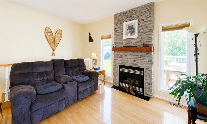 Property Photo:  6114 11 Avenue  AB T7E 1Y8 