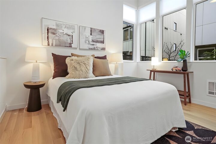 Property Photo: 3641 22nd Avenue W Unit E WA 98199