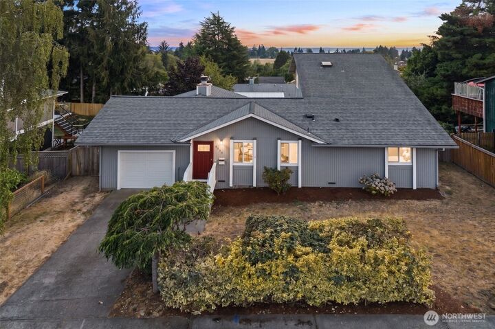 Property Photo:  4908  22nd Avenue NE  WA 98422 