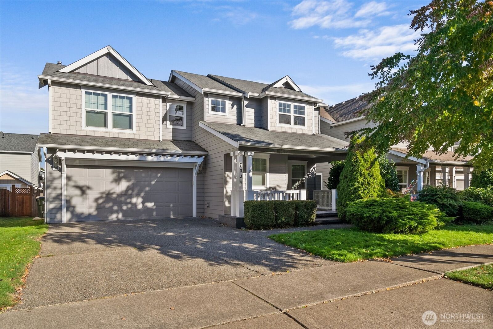 Property Photo:  7024  Axis Street SE  WA 98513 