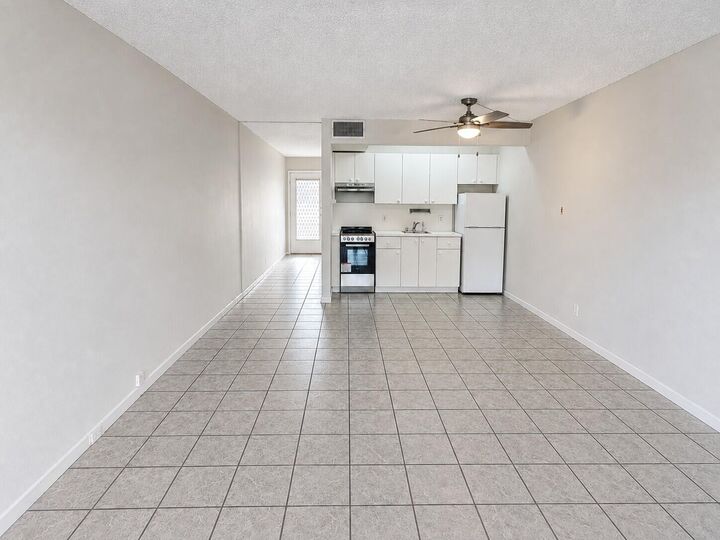 Property Photo:  1400 SW 124th Terrace 105Q  FL 33027 
