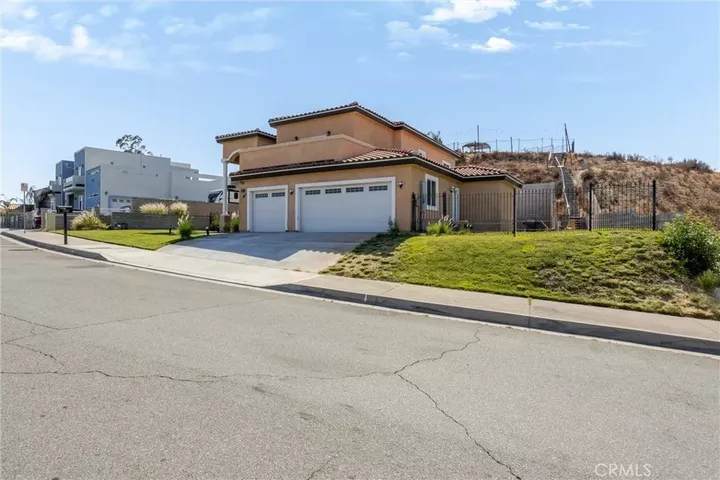 Property Photo: 3550 Ridge Line CA 92407