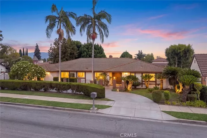 Property Photo:  2000 Holly  CA 91007 