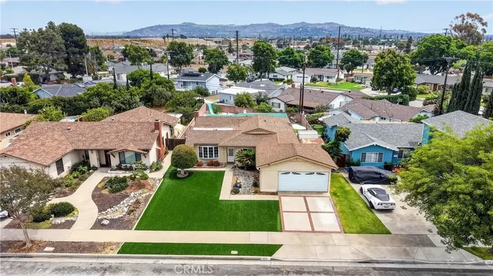Property Photo:  724 N Sanchez Street  CA 90640 