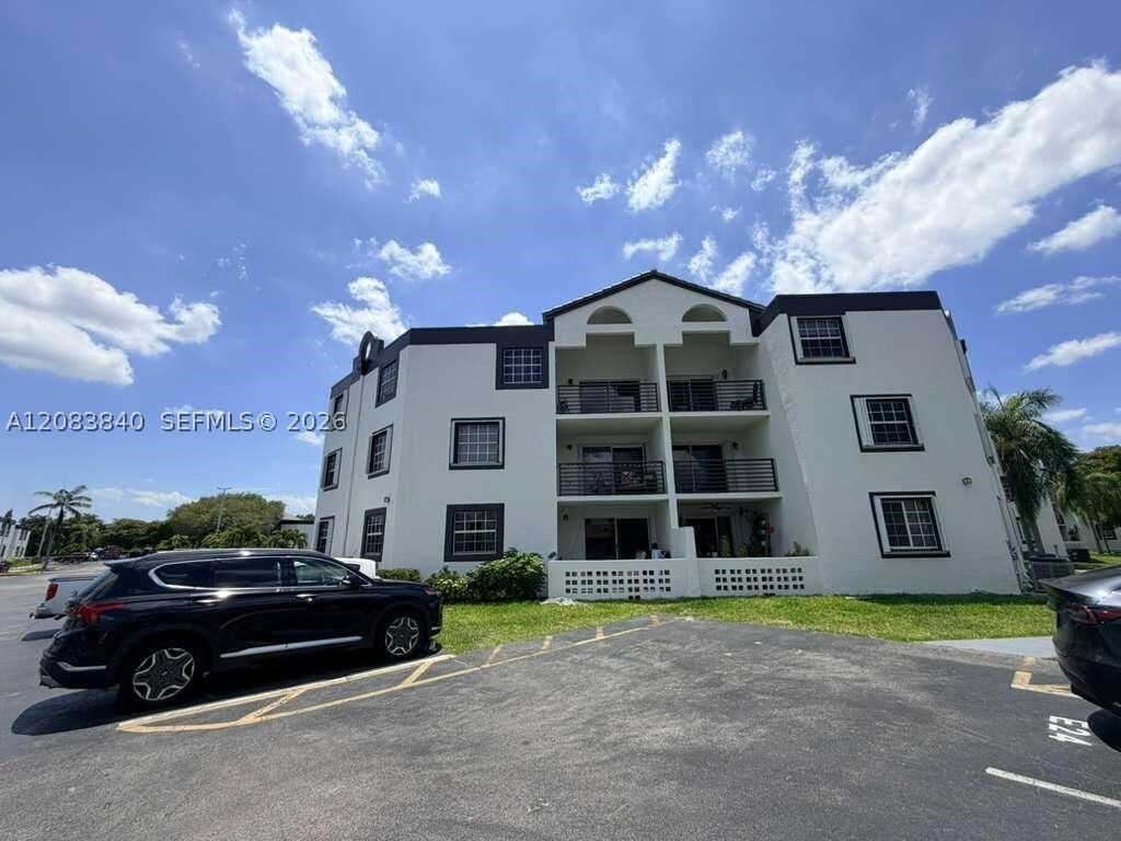 Property Photo: 9715 Fontainebleau Blvd E308 FL 33172