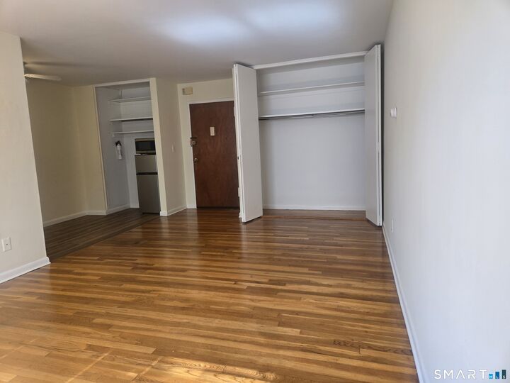 Property Photo: 40 Hoyt Street A2 CT 06905