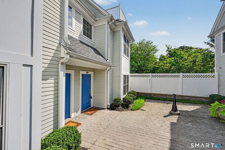 Property Photo: 14 Haviland Street A4 CT 06854