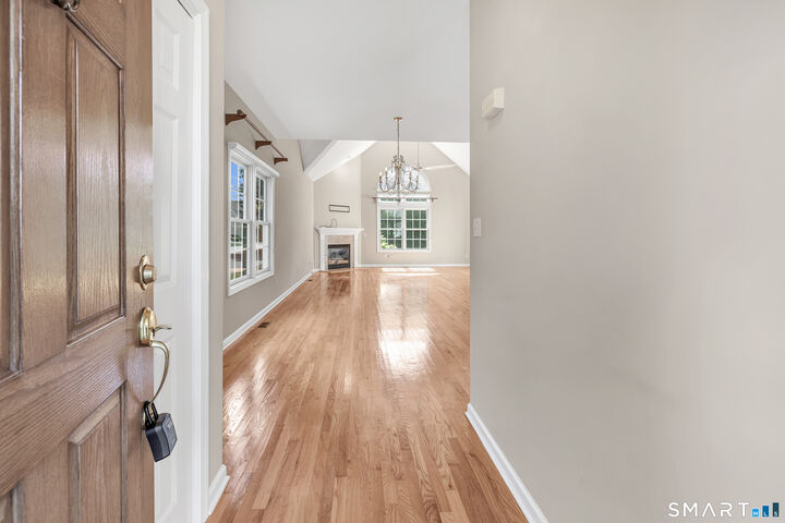 Property Photo:  18 Wicklow Lane  CT 06484 