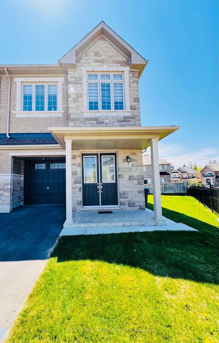 Property Photo:  16 Hashmi Place  ON L6Y 6K1 