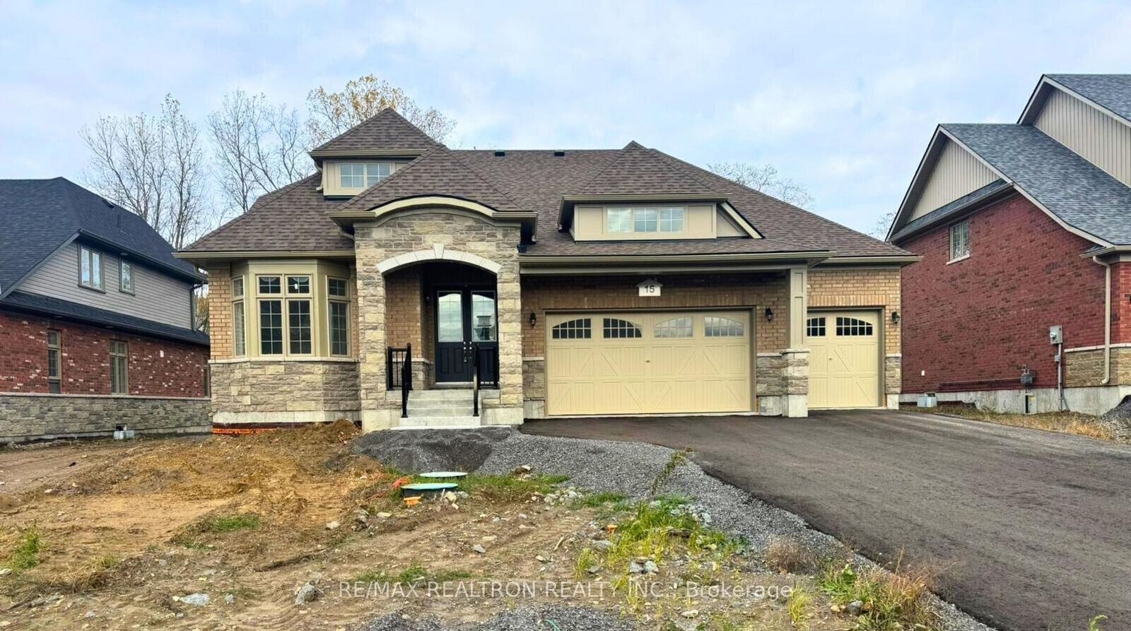 Property Photo:  15 East Vista Terrace  ON K0K 1L0 
