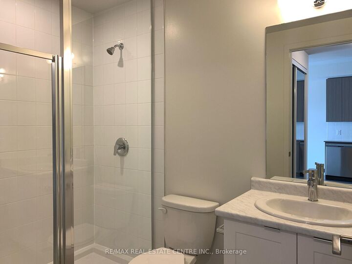 Property Photo:  58 Sky Harbour Drive 209  ON L6Y 6J1 