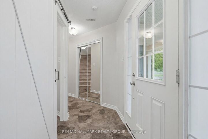 Property Photo:  588 Foxlight Circle  ON K2M 0L9 