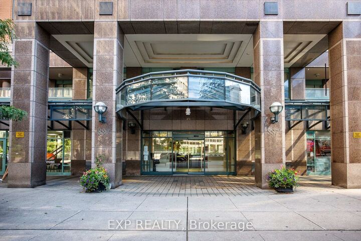 Property Photo:  889 Bay Street 409  ON M5S 3K5 