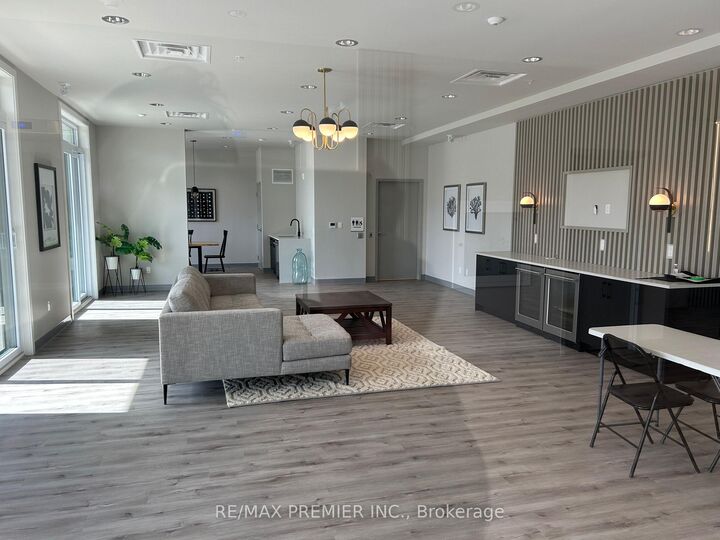 Property Photo:  107 Roger Street 504  ON N2J 0G3 