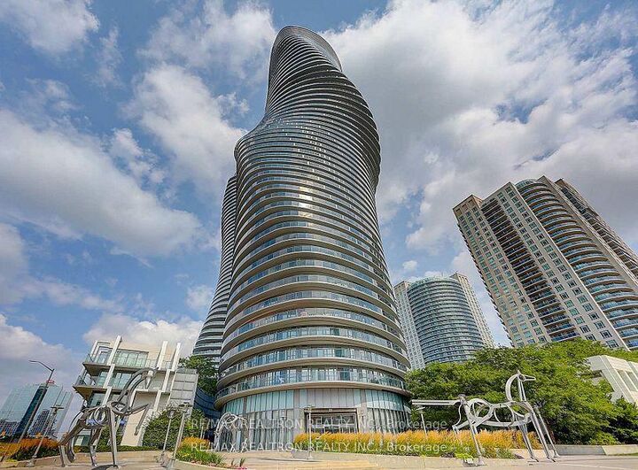 Property Photo: 60 Absolute Avenue 706 ON L4Z 0A9