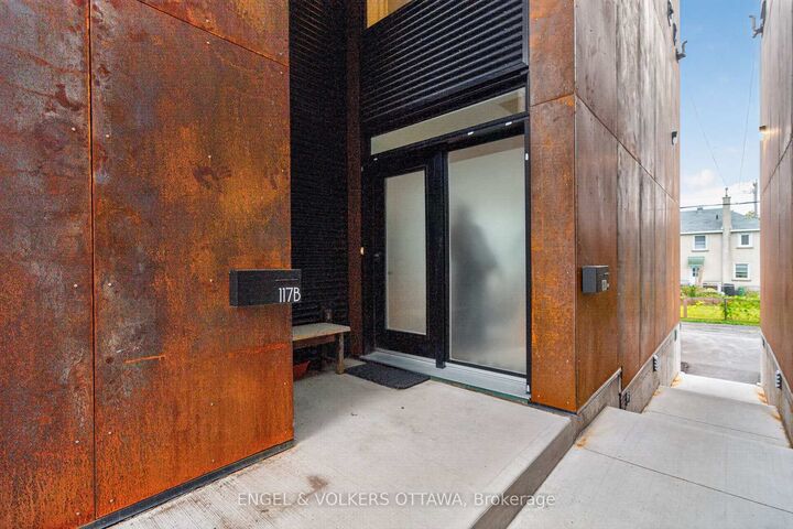 Property Photo:  117 Carruthers Avenue B  ON K1Y 1N4 