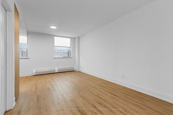 Property Photo:  135 Tyndall Avenue N1016  ON M6K 2G3 